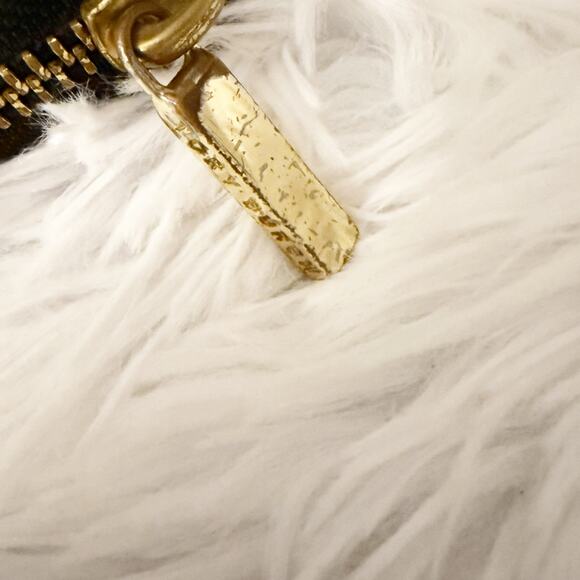 TORY BURCH | Amanda Continental Zip-around wallet Black Pebbled Leather Gold - Picture 4 of 12